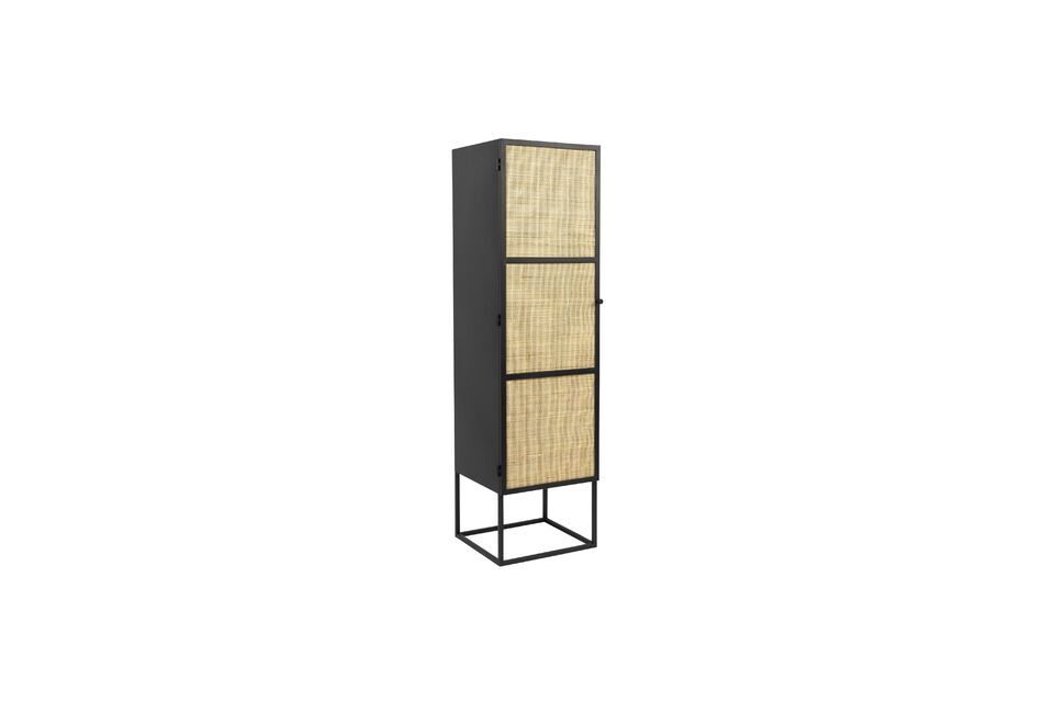 L\'armoire Guuji se démarque non seulement par son style