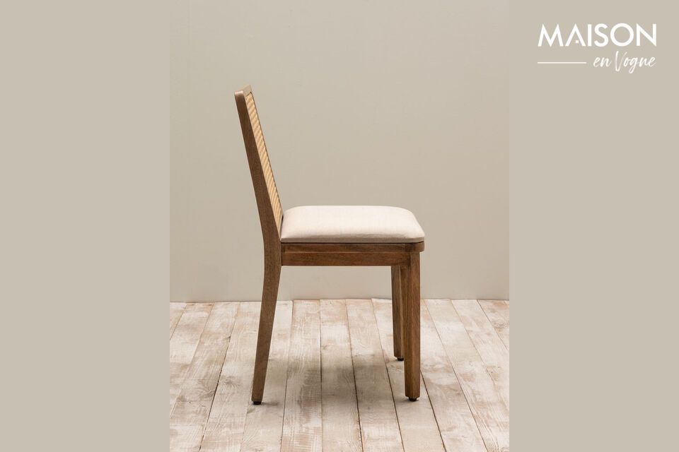 Découvrez le confort et l\'élégance intemporelle de notre Chaise en bois de manguier