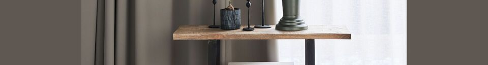 Mise en avant matière Console en bois clair et noir Woda