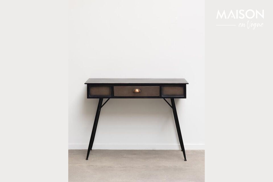 Intégrez élégance et fonctionnalité dans votre décoration avec notre console en fer noir de