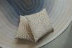 Miniature Coussin en tissu beige Rings 3