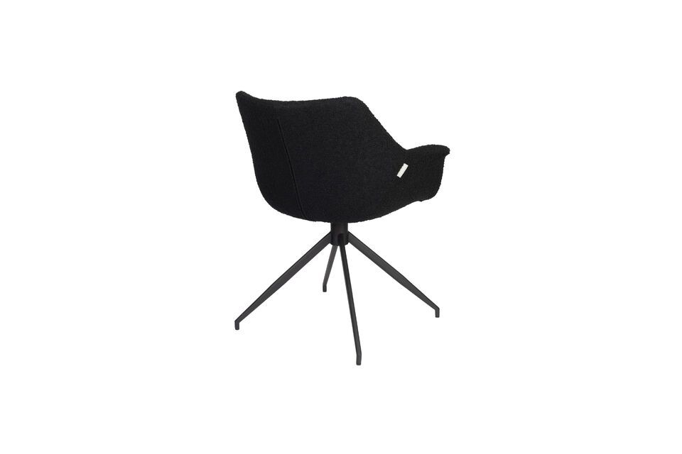 Optez pour le Fauteuil en Tissu Noir Doulton si vous cherchez un mobilier aussi pratique