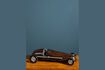 Miniature Figurine voiture en cuir marron Cuir 2