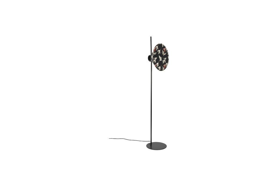 Découvrez l\'élégance intemporelle avec notre lampadaire en métal noir Jaylee