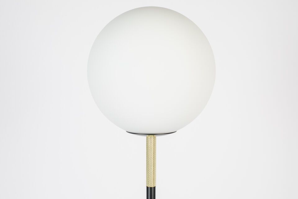 Ce lampadaire Orion