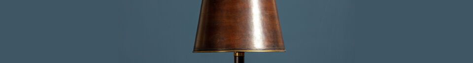 Mise en avant matière Lampe à poser en cuir marron Havane