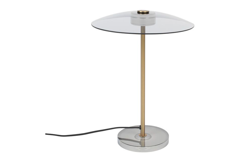 La Lampe à poser en verre doré Float est une pièce d\'apparat qui reflète sophistication et