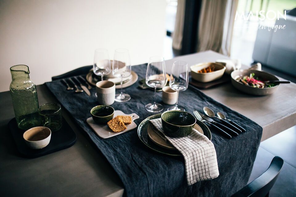 Parfait pour accompagner vos assiettes et vos verres lors de dîners formels ou de repas de tous