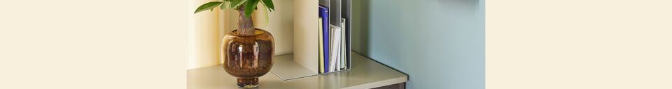 Mise en avant matière Organisateur de bureau en métal gris File