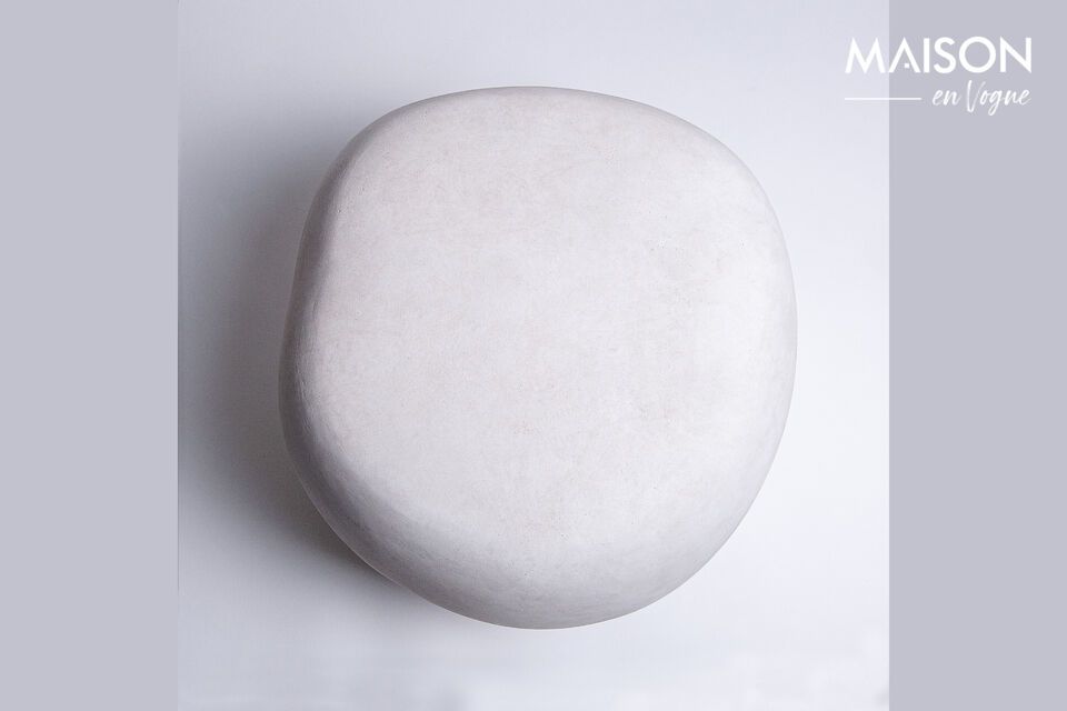 Petit tabouret d'extérieur en argile blanc Pebble Pomax