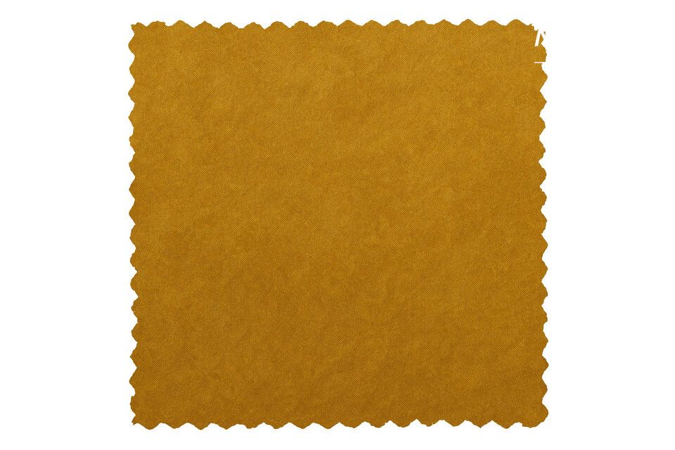 Le pouf rond en velours de couleur ocre appartient à la série Sara