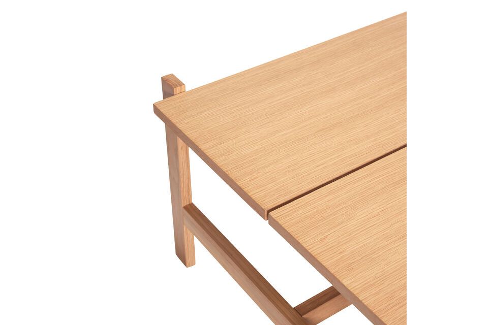 Offrez à votre salon une touche de modernité avec notre table basse Dash en bois clair