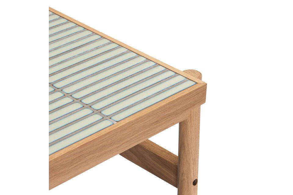 Créez un point focal rafraîchissant dans votre salon avec la table basse en bois menthe Tile