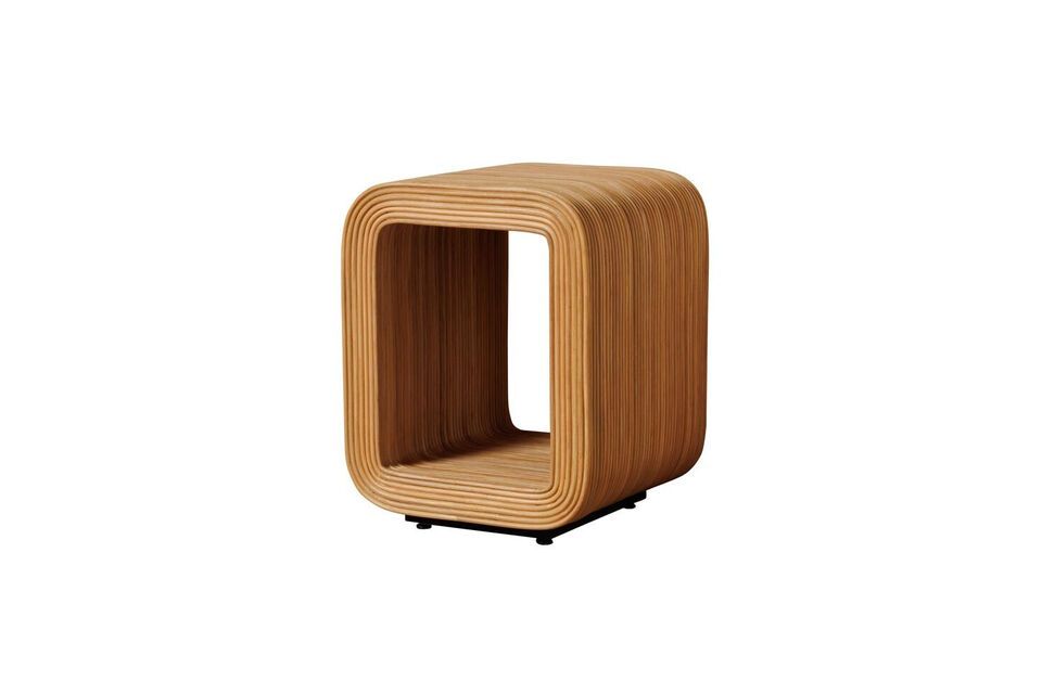 Touchez la simplicité et l\'élégance avec notre Table d\'appoint en bois clair Central Park