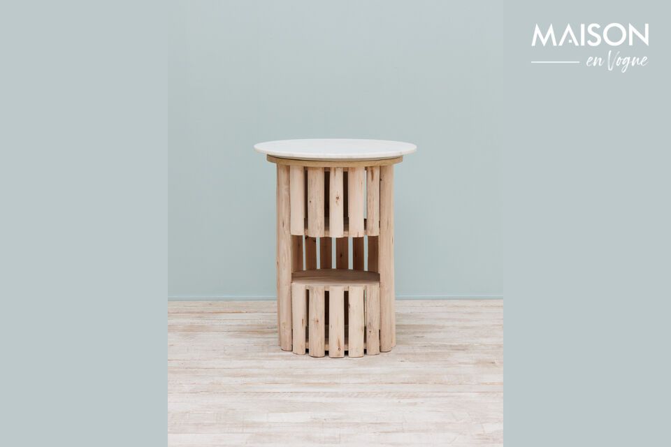 Mobilier pratique et esthétique en bois d'eucalyptus.