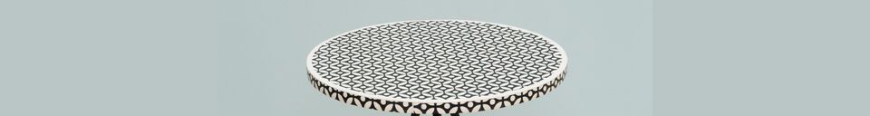 Mise en avant matière Table d'appoint en métal noir et blanc Mosaic