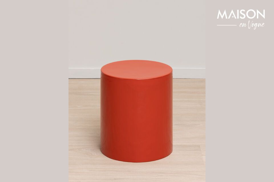 Table d'appoint en métal rouge Cherry Chehoma