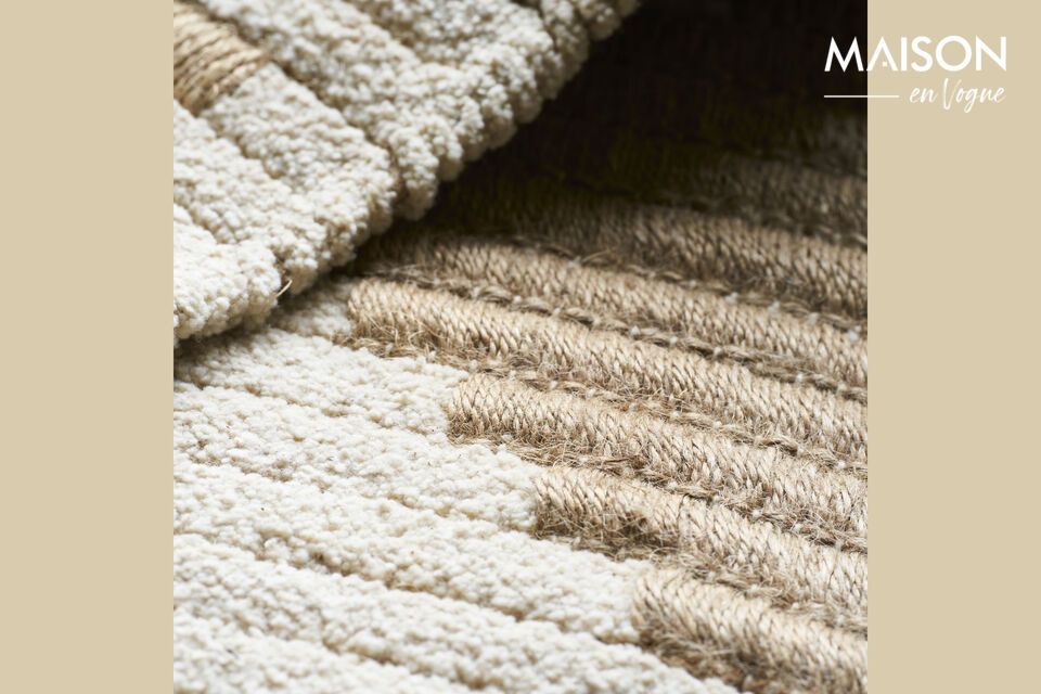 Apportez texture et élégance avec notre tapis naturel en jute et coton.